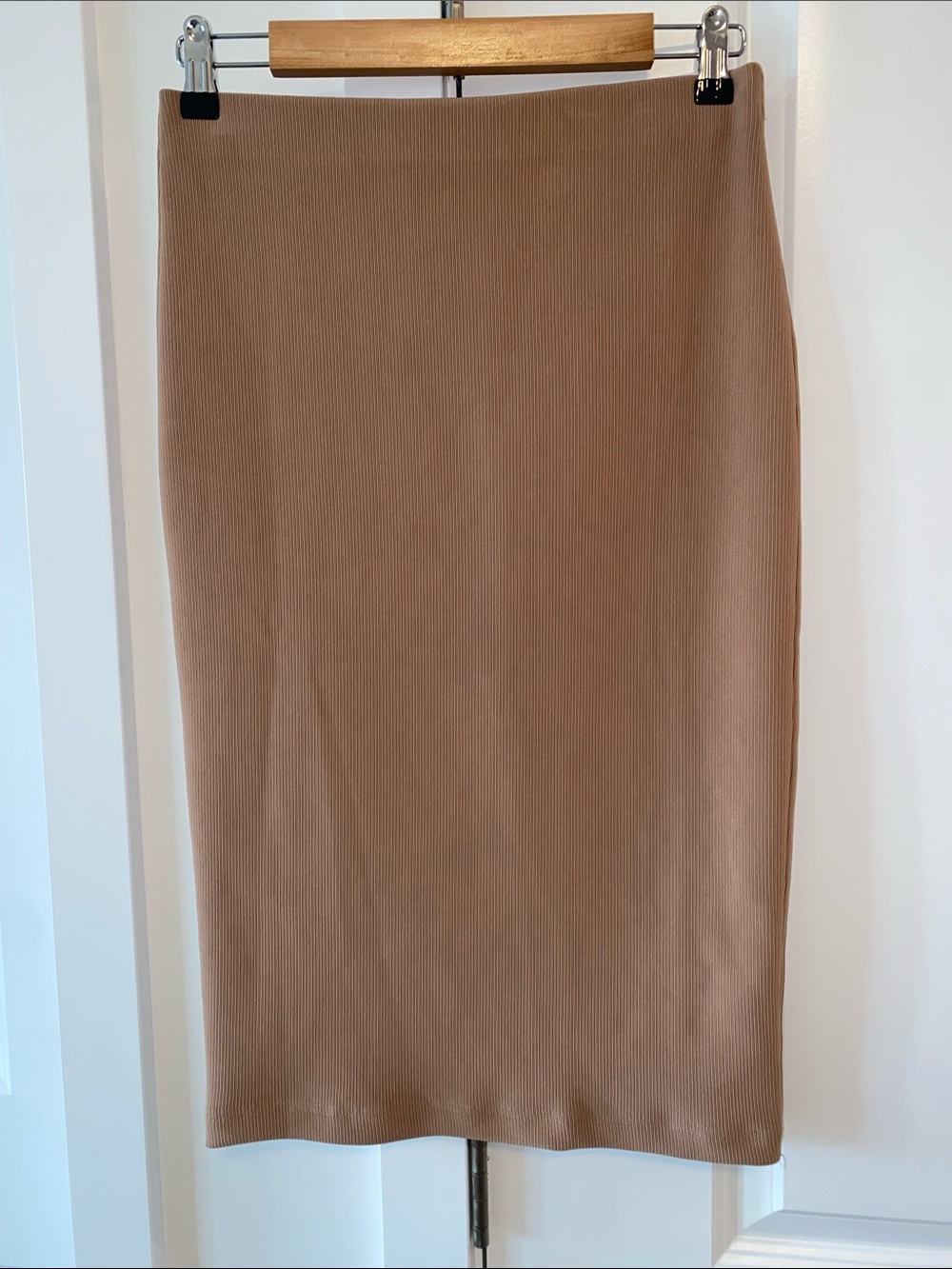 Forever 21 Ribbed Midi Pencil Skirt in Taupe